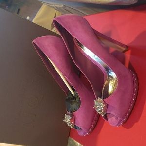 New Alexander McQueen skull heels 38.5
